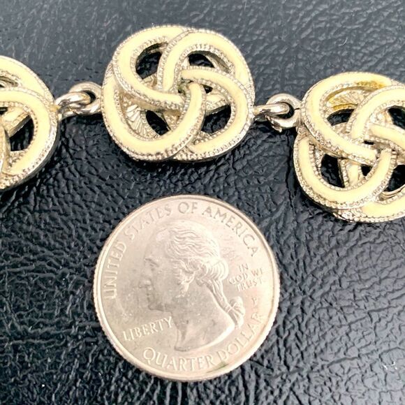 Vintage Eternity Love Knot Necklace – Silver Tone & Enamel Endless Swirl Choker - Picture 9 of 10